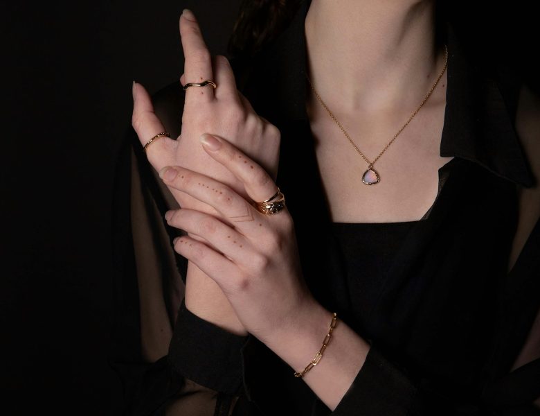 Bijoux pour femmes : guide des marques incontournables