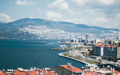 Villes surprenantes avec la plage