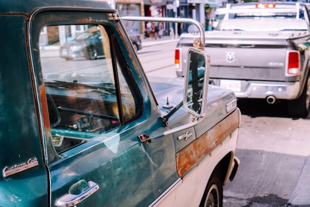 Rétroviseurs de caravane : un essentiel pour assurer votre sécurité en voyage