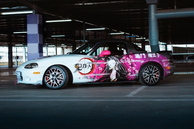 Tuning au féminin : une sélection de produits pour personnaliser sa voiture sans clichés