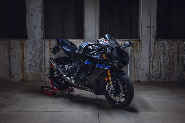 L&rsquo;Épopée de la Moto BMW : Une histoire de passion et d&rsquo;innovation