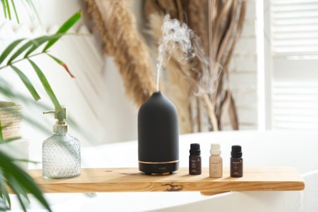 L&rsquo;influence apaisante des arômes d&rsquo;huiles essentielles sur notre esprit et notre bien-être